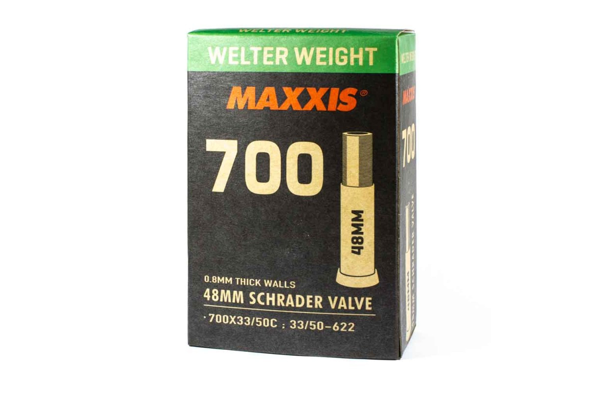 Камера Maxxis 700x33/50C Welter Weight Автониппель 48 мм EIB00137200